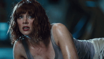 jurassic-world-tv-spot-bryce-dallas-howard-in-peril